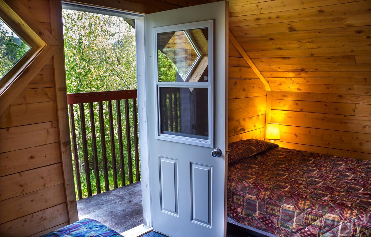 Midnight Sun Log Cabins Moose Pass Exterior photo