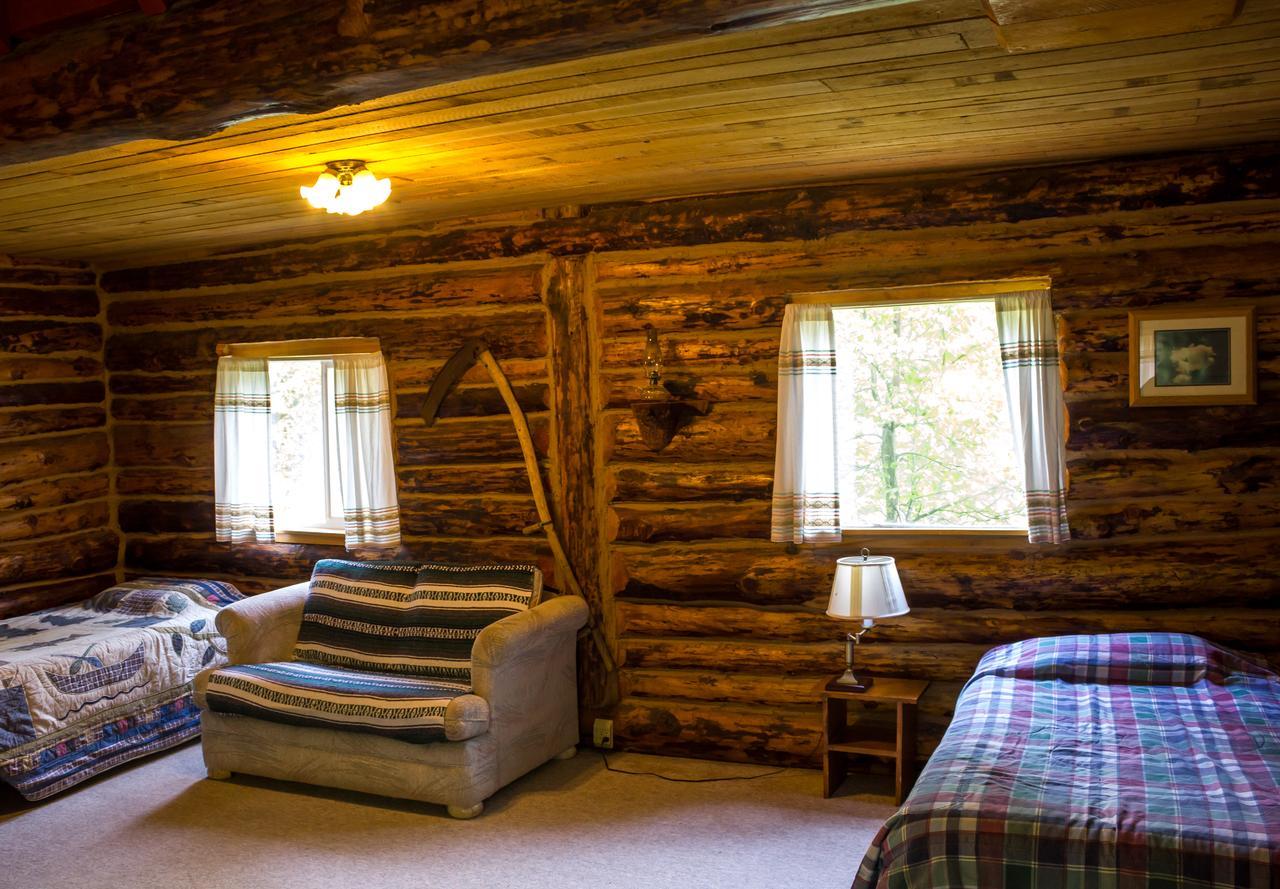 Midnight Sun Log Cabins Moose Pass Exterior photo